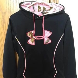 Under Armour Women’s Sweatshirt NWOT